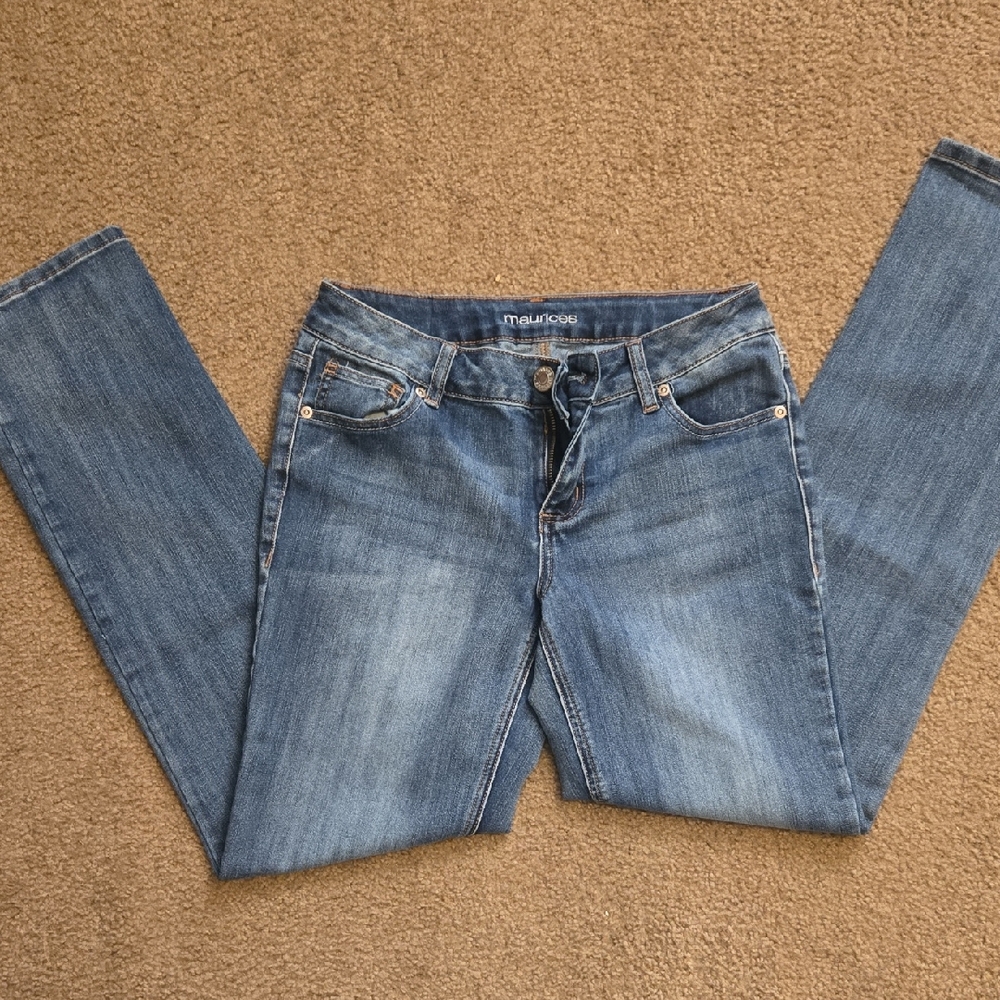 Maurices Classic Straight Leg Blue Jeans